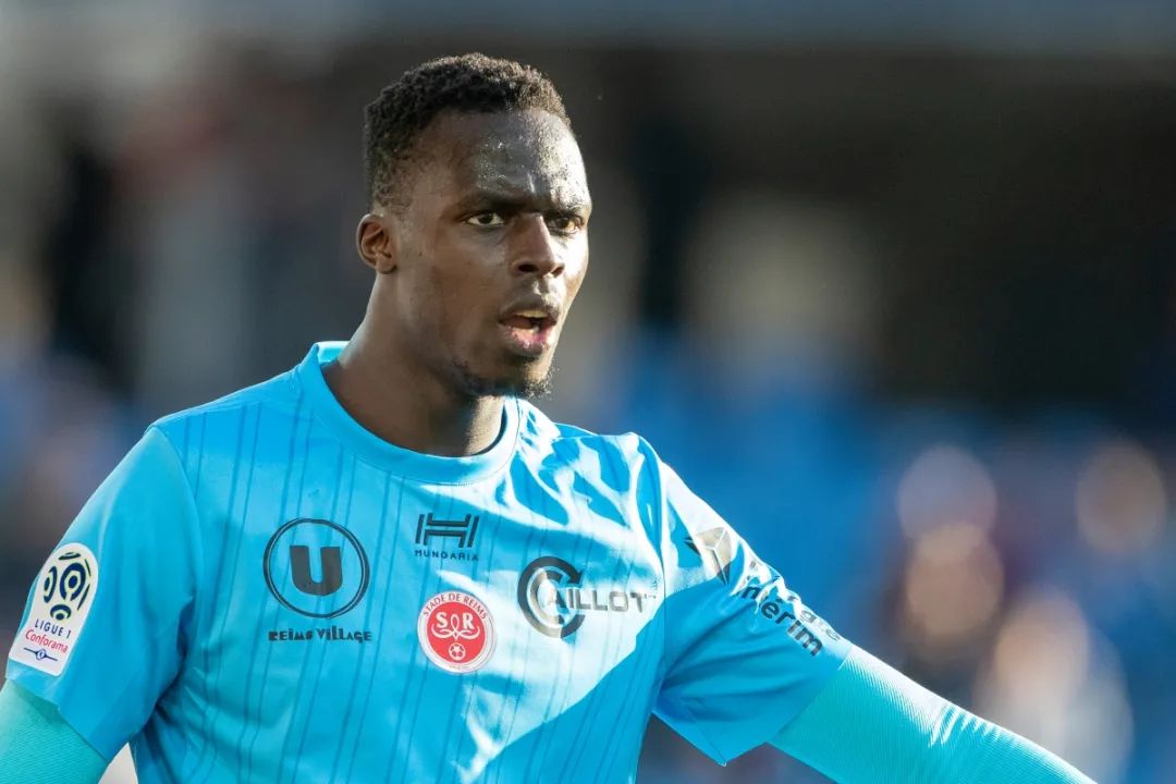 谁能想到,他7年前失业险退出,3年无球可踢|门迪|切尔西|英超_新浪新闻