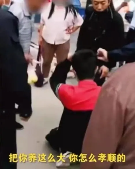 北大爸爸吃青菜供女儿留学，被骂上热搜：中国式巨婴，到底有多可怕？休闲区蓝鸢梦想 - Www.slyday.coM