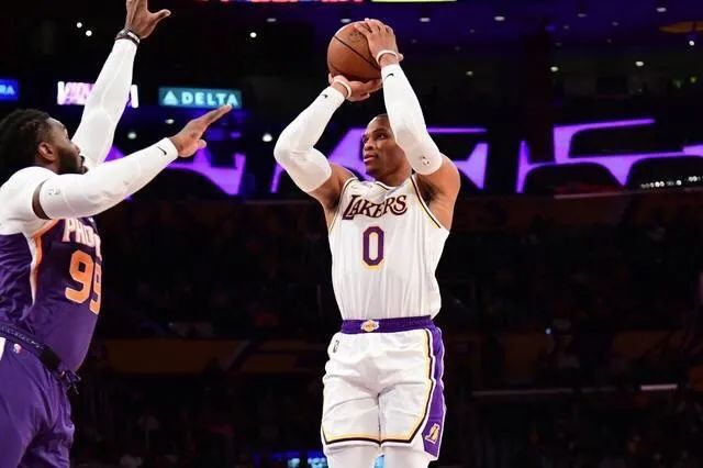 浓眉称今天训练威少做回自己 湖人主帅：会给他球权休闲区蓝鸢梦想 - Www.slyday.coM