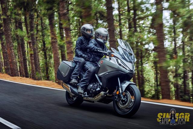 本田nt1100全新旅跑车海外发表配置满载一台公路上的非双