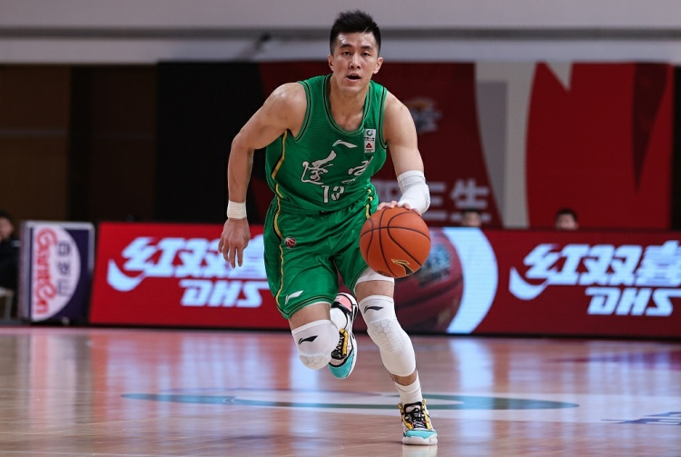 辽媒：郭艾伦已向联盟缴纳65万罚款 辽宁队也帮助其承担了一部分休闲区蓝鸢梦想 - Www.slyday.coM