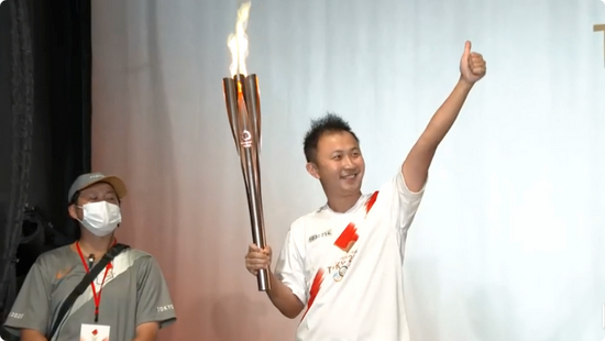 2021年7月12日,廖宇靖作为中国籍国际火炬手,在东京传递奥运圣火,这是