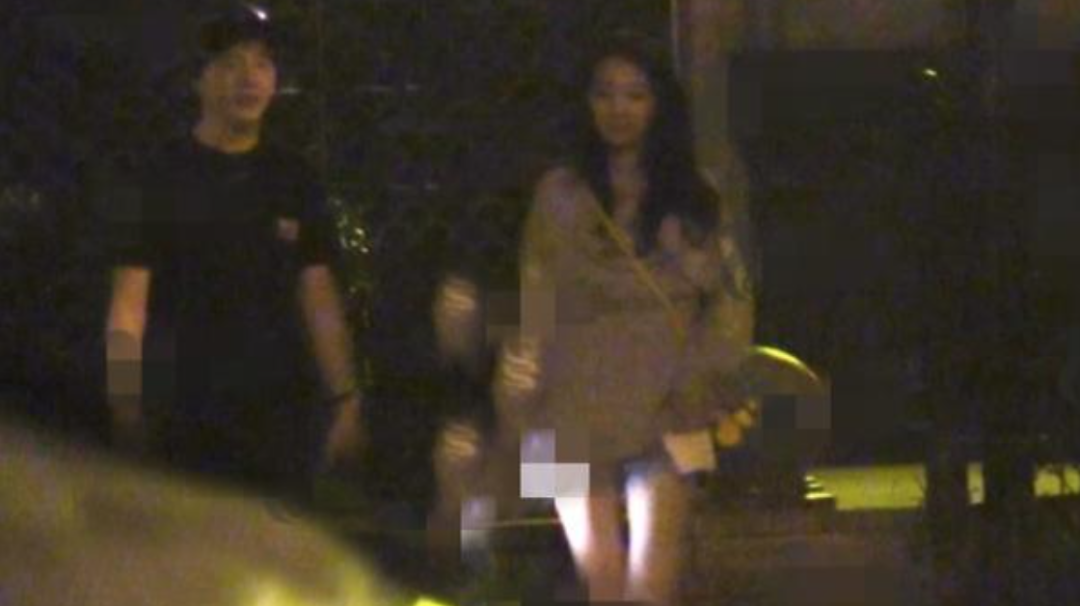 李云迪嫖娼被抓/年年换女友，前两天还被拍到这种黑料…休闲区蓝鸢梦想 - Www.slyday.coM