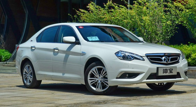 萨博又再被卖沾谁谁倒霉贴地飞行现在还能飞吗