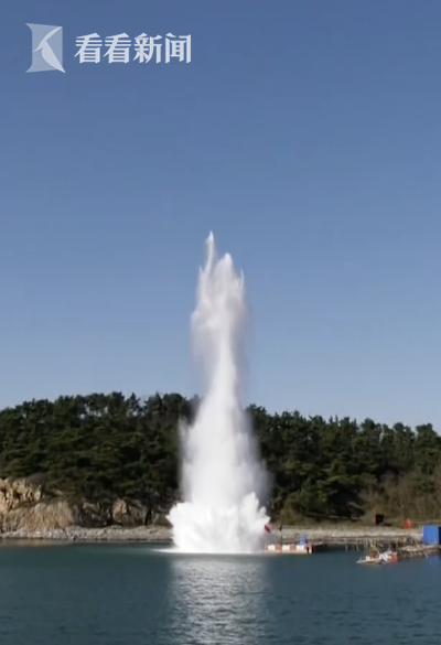 视频|海军成功试验水下爆炸完全摧毁高桩式码头