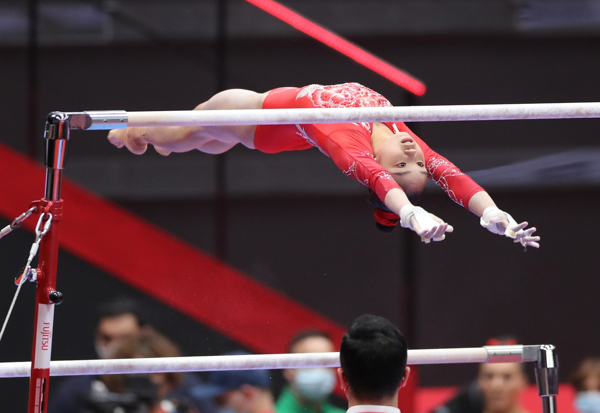 体操——世锦赛高低杠决赛:罗蕊获季军|体操|高低杠|季军_新浪新闻