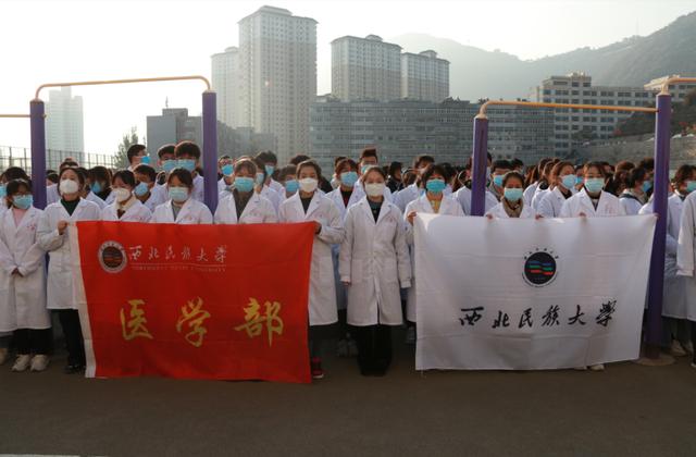 连夜请战，微信群爆满！甘肃万名医学生报名加入抗疫一线休闲区蓝鸢梦想 - Www.slyday.coM