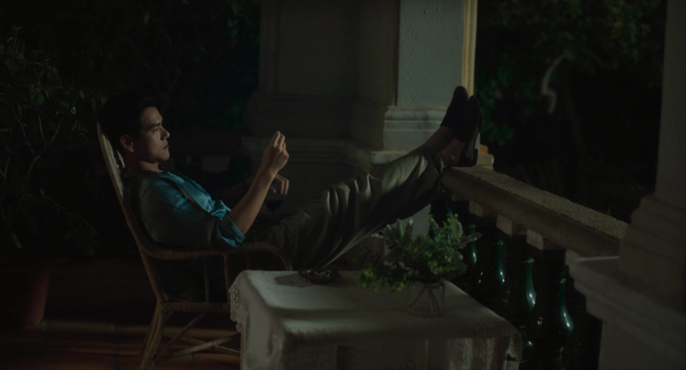 这是许鞍华的《第一炉香》，不是张爱玲的休闲区蓝鸢梦想 - Www.slyday.coM