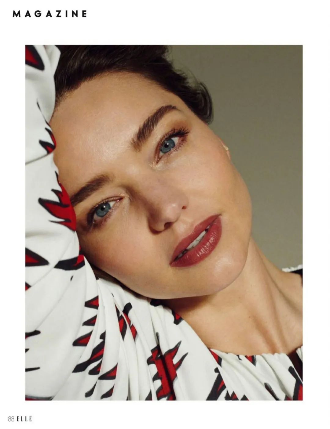 大女人气场的超模可儿丨赏色