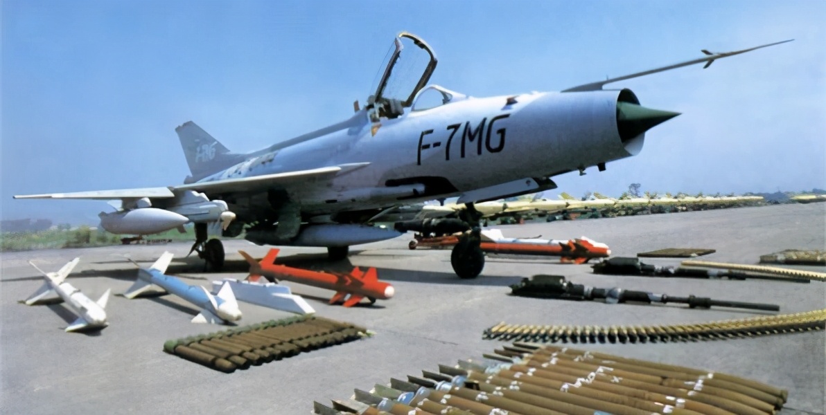 出口长达33年首批就赚得2亿美元的歼7究竟如何卖出550多架