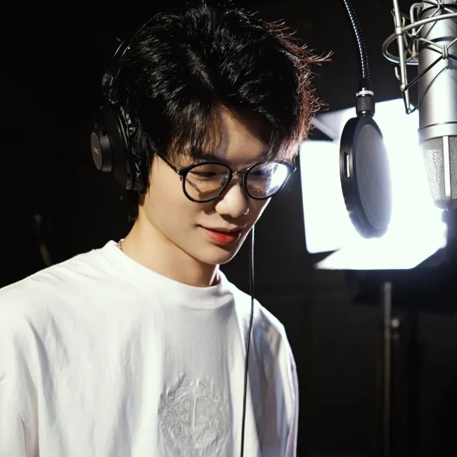 一人灭3队这个男人太强了