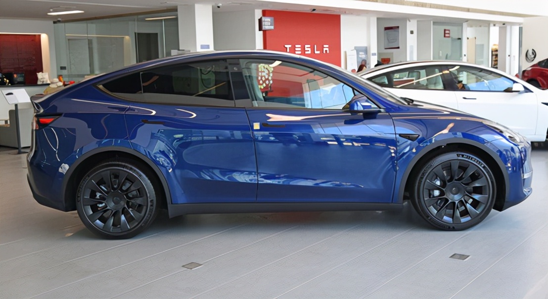 35万买汉兰达还是model y?理想one长5米配6座,续航无忧