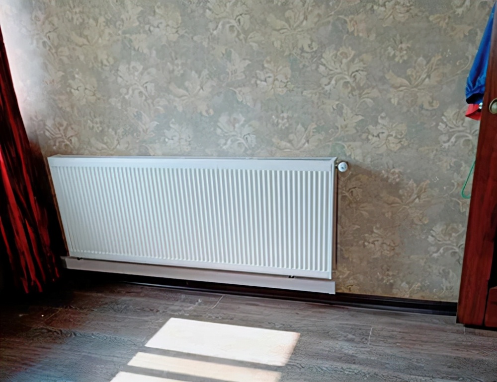 华熵舒适家浅谈如何给卧室暖气片加装位置呢|暖气片|安装位置|明装