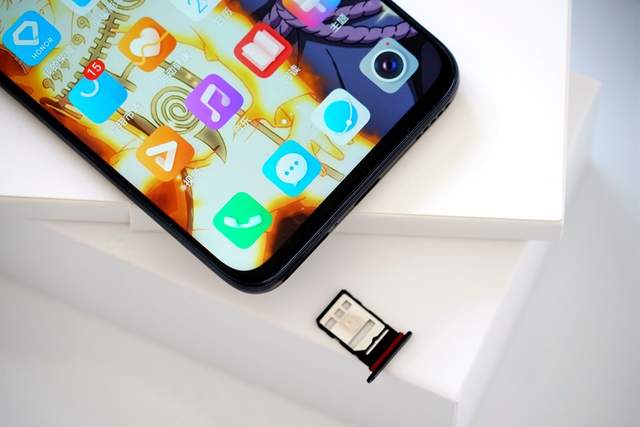 荣耀play5活力版66w超级快充120hz全视屏2000元内最强机