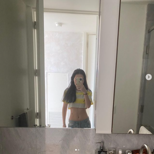 李咏逝世三周年,妻子哈文仅一个字悼念,女儿法图麦尚未发声休闲区蓝鸢梦想 - Www.slyday.coM 李咏逝世三周年,妻子哈文仅一个字悼念,女儿法图麦尚未发声休闲区蓝鸢梦想 - Www.slyday.coM