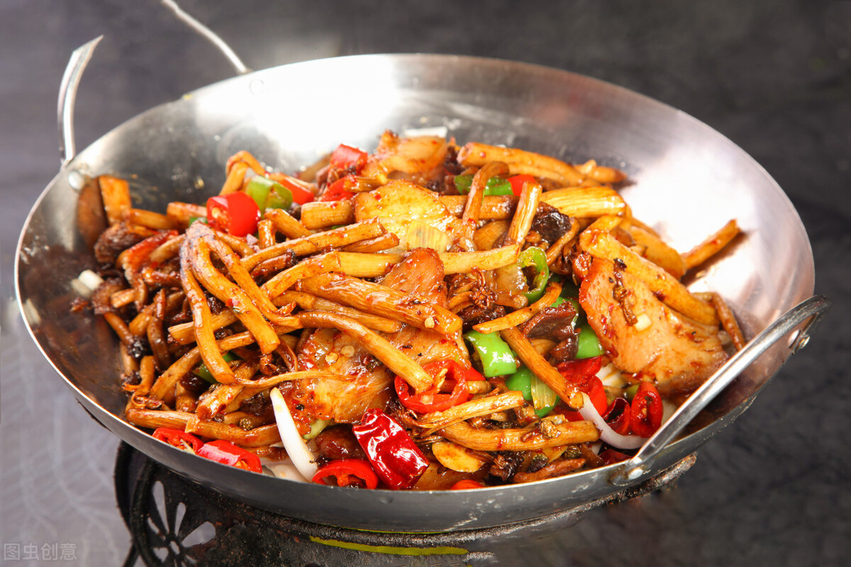 天冷了菜冷得快,8道干锅菜分享给你,有荤有素,边加热边吃暖和|干锅|干