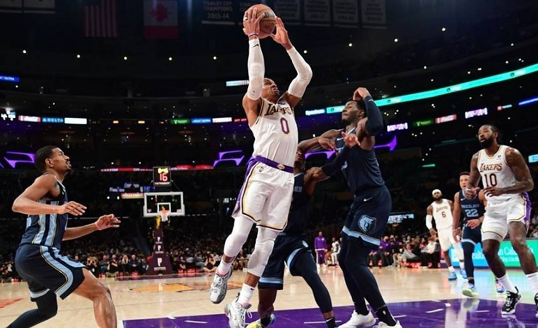 登热搜榜!湖人迎首胜全队放假一天,魔术师祝贺甜瓜迎里程碑休闲区蓝鸢梦想 - Www.slyday.coM 登热搜榜!湖人迎首胜全队放假一天,魔术师祝贺甜瓜迎里程碑休闲区蓝鸢梦想 - Www.slyday.coM