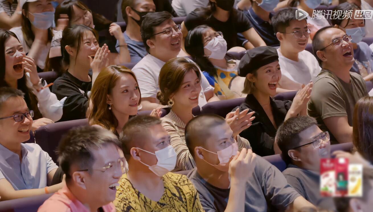 几乎可以说每次切到观众被逗笑的时候就是三位女嘉宾.