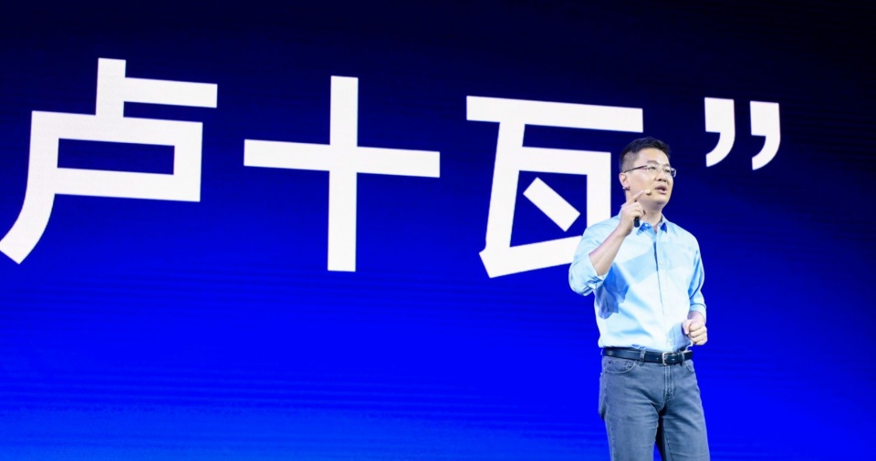 卢十瓦晋升卢百瓦，当年被友商狂讽，如今红米用上了120W快充休闲区蓝鸢梦想 - Www.slyday.coM