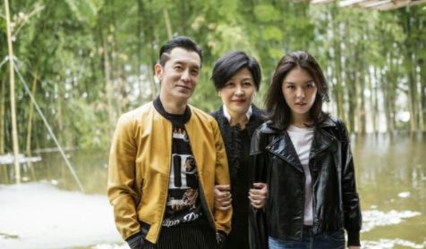 主持人李咏逝世三周年,妻子哈文仅一个字悼念,女儿尚未发声休闲区蓝鸢梦想 - Www.slyday.coM 主持人李咏逝世三周年,妻子哈文仅一个字悼念,女儿尚未发声休闲区蓝鸢梦想 - Www.slyday.coM