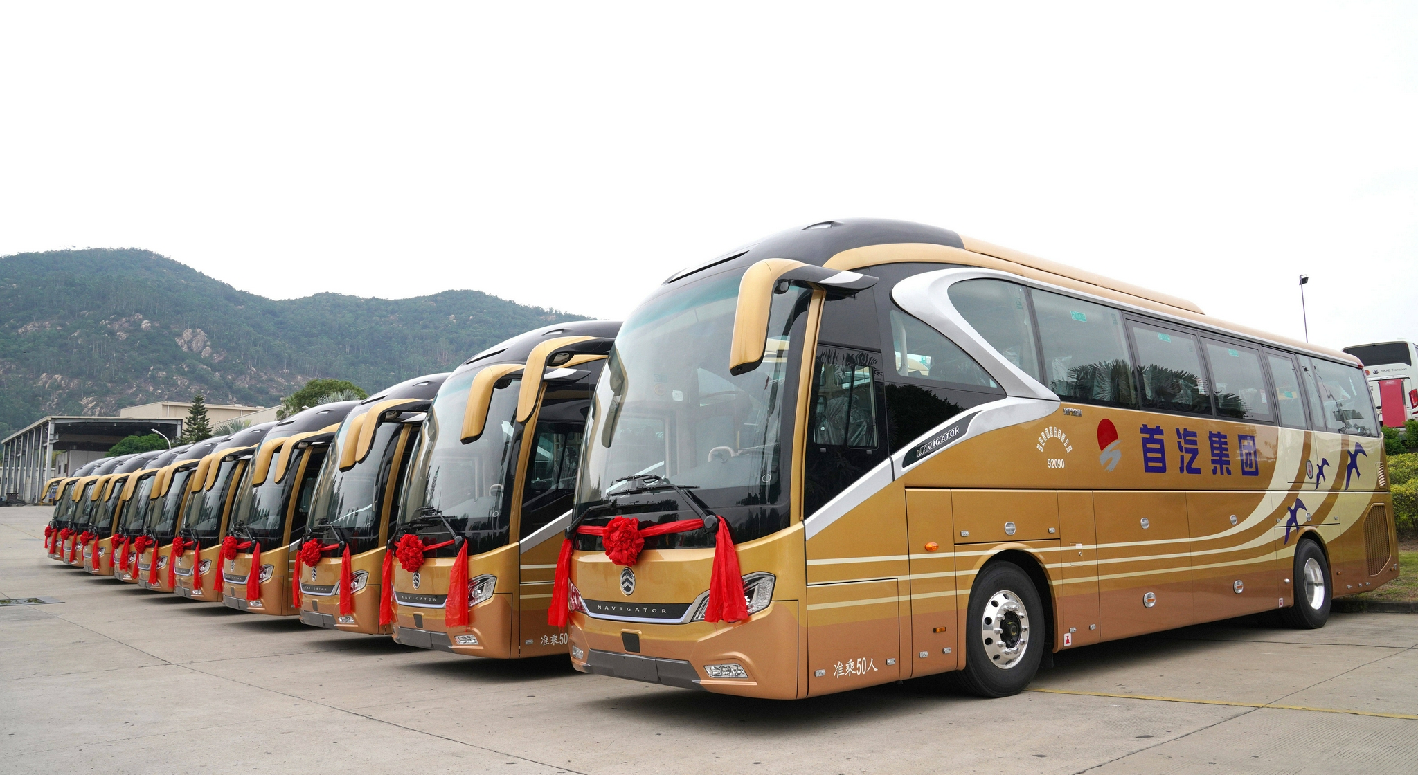 金色荣耀,首汽国宾车队再添30辆金旅领航者-新浪汽车