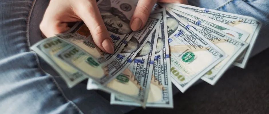 ST济堂或被强制退市 实控人夫妇被罚终身市场