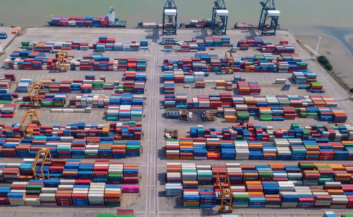 躺赚深圳一套房？价格暴涨20倍的集装箱，其实还改变过世界。休闲区蓝鸢梦想 - Www.slyday.coM