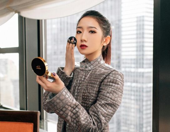 女星李杨璐称孟美岐介入自己感情斥其屡教不改男方疑肖战队友