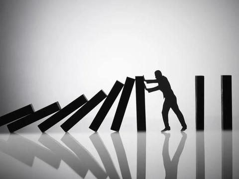 “碳复合材料第一股”的成功经验：做企业就像写散文，形散神不散