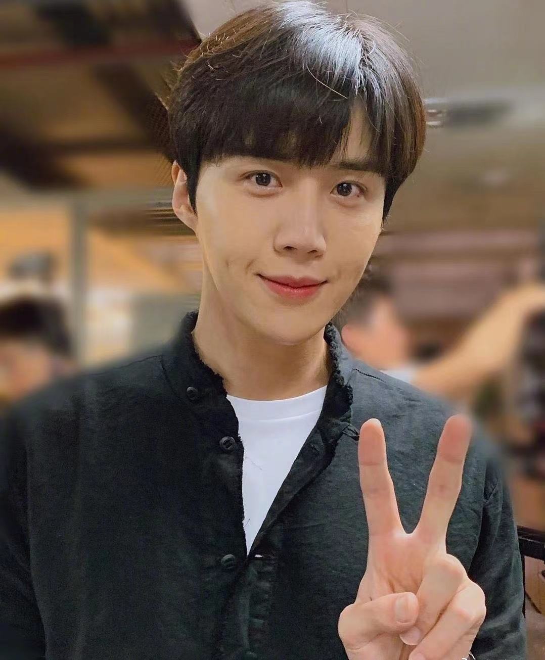 d社报道金宣虎被女友多次欺骗,金宣虎方面表示无可奉