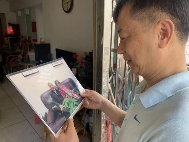 放弃6家公司经营，男子照顾瘫痪父亲12年：保姆哪有亲儿子好休闲区蓝鸢梦想 - Www.slyday.coM