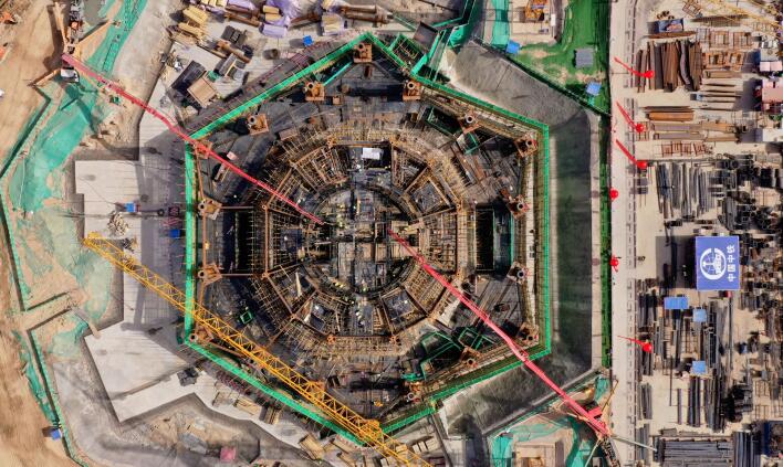 2020年5月，丝路明珠塔建设情况。图片来源：银川新闻网