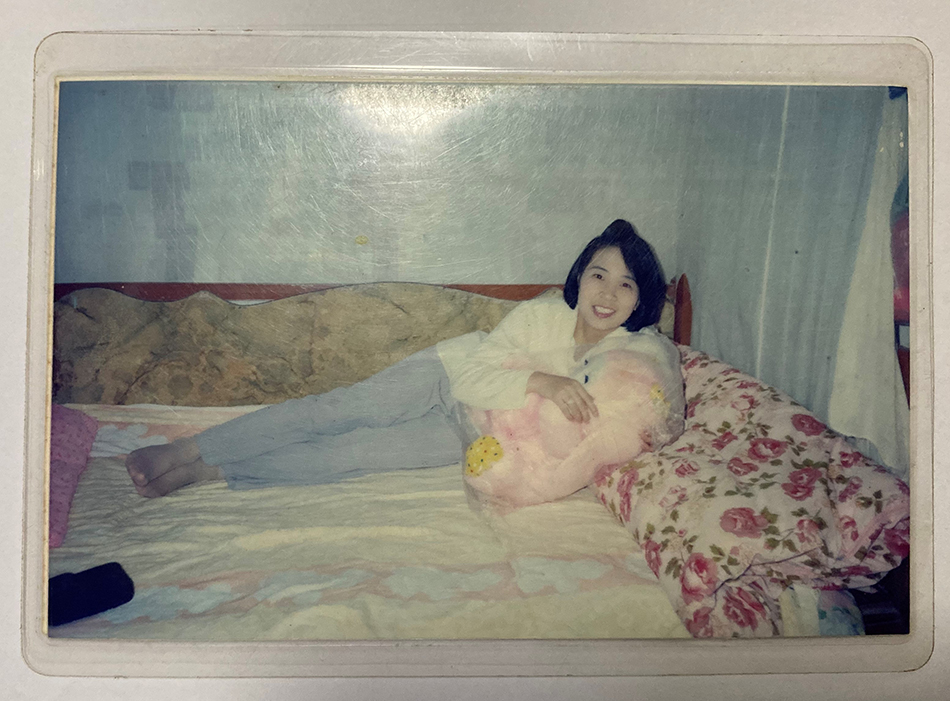  李小中年轻时的照片。