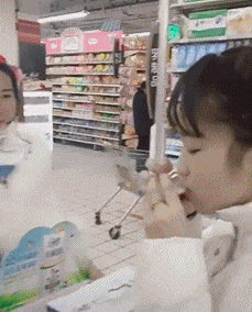 图片[3]-搞笑GIF趣图:哥们，这把牙刷挺不错的，可以大面积清洗！-魔性次元