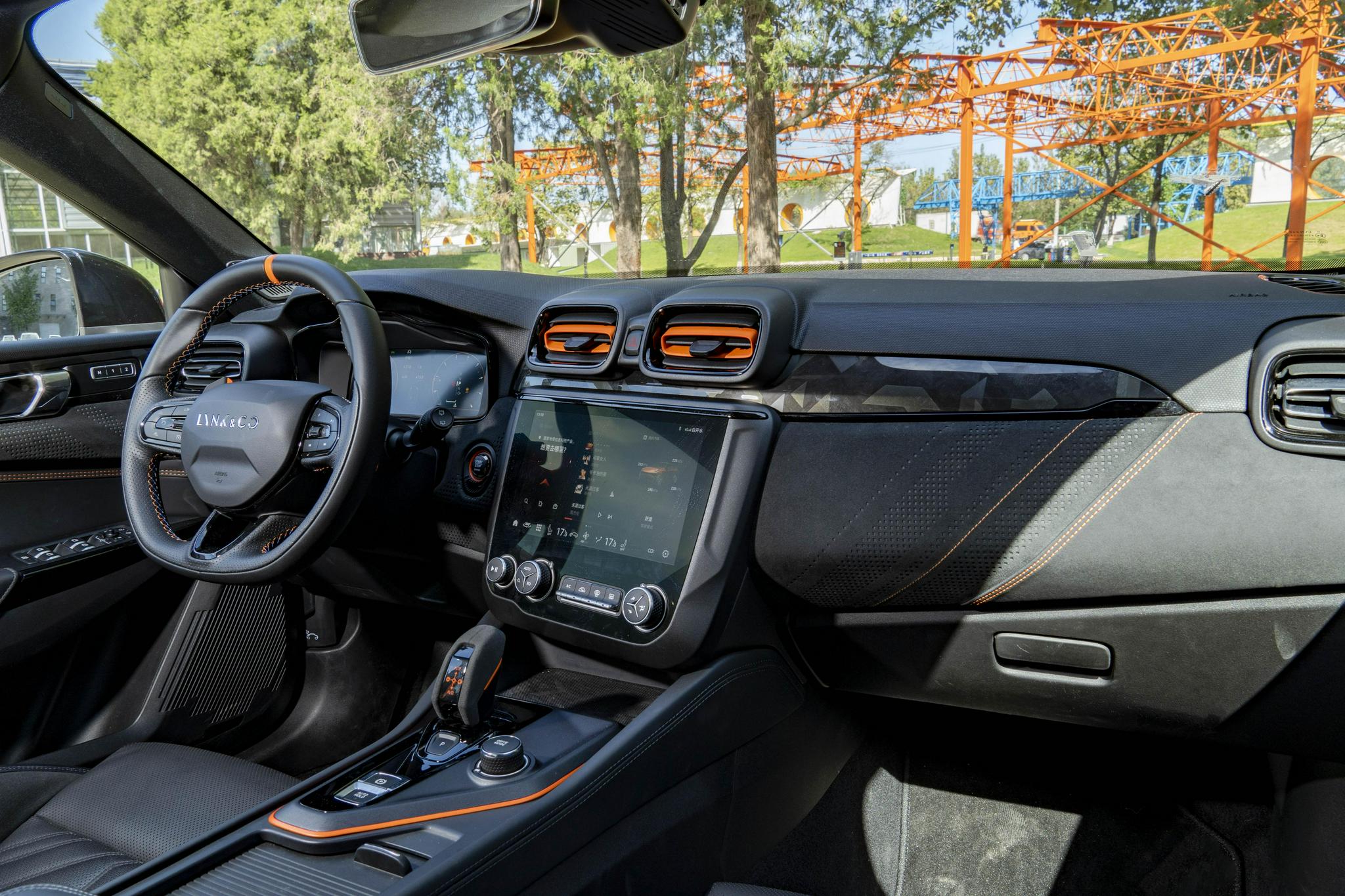 智能车机评测一句话来形容领克02hatchback中控进步很大