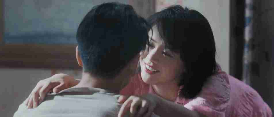 《第一炉香》台词雷人,144分钟土味情话,张爱玲看了会默默流泪休闲区蓝鸢梦想 - Www.slyday.coM 《第一炉香》台词雷人,144分钟土味情话,张爱玲看了会默默流泪休闲区蓝鸢梦想 - Www.slyday.coM