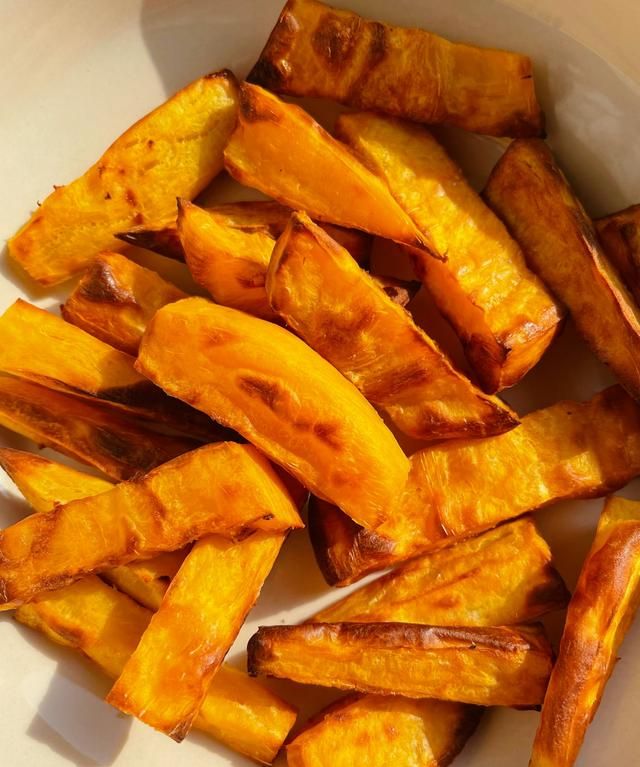 自制追剧小零食烤红薯条香甜软糯外焦里嫩好吃到停不下来