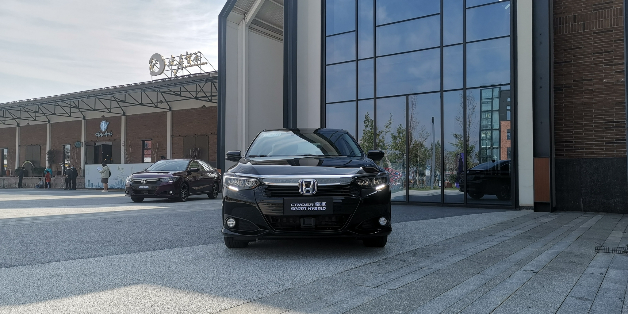 98万元的混动版车型,更是将广受好评的本田混动技术,安放到了这款车型