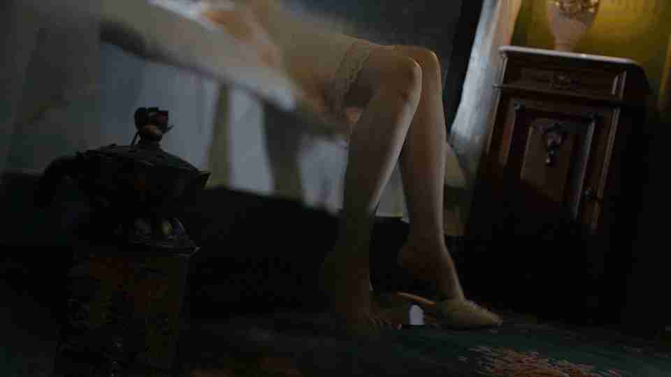 《第一炉香》台词雷人,144分钟土味情话,张爱玲看了会默默流泪休闲区蓝鸢梦想 - Www.slyday.coM 《第一炉香》台词雷人,144分钟土味情话,张爱玲看了会默默流泪休闲区蓝鸢梦想 - Www.slyday.coM