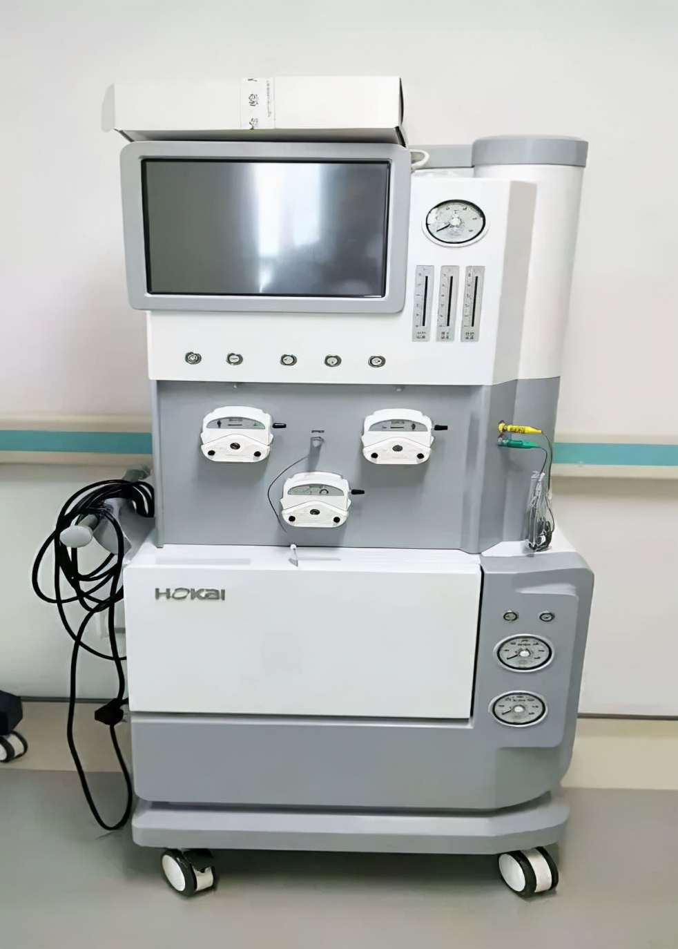 医师均经过热灌注化疗操作专业培训,熟练掌握设备操作及各种应急处理