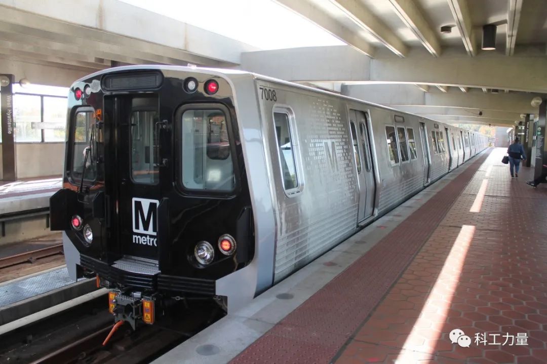 拒绝中企后美国地铁选择了川崎吃人列车