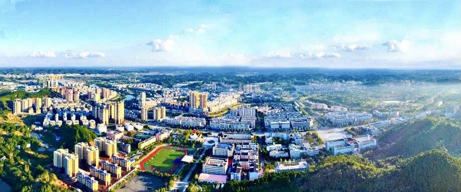 现代公共文化服务体系示范县名单的通知》,其中,遂宁市安居区以"优秀"