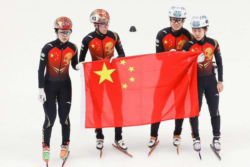 北京冬奥会中国队服装图片