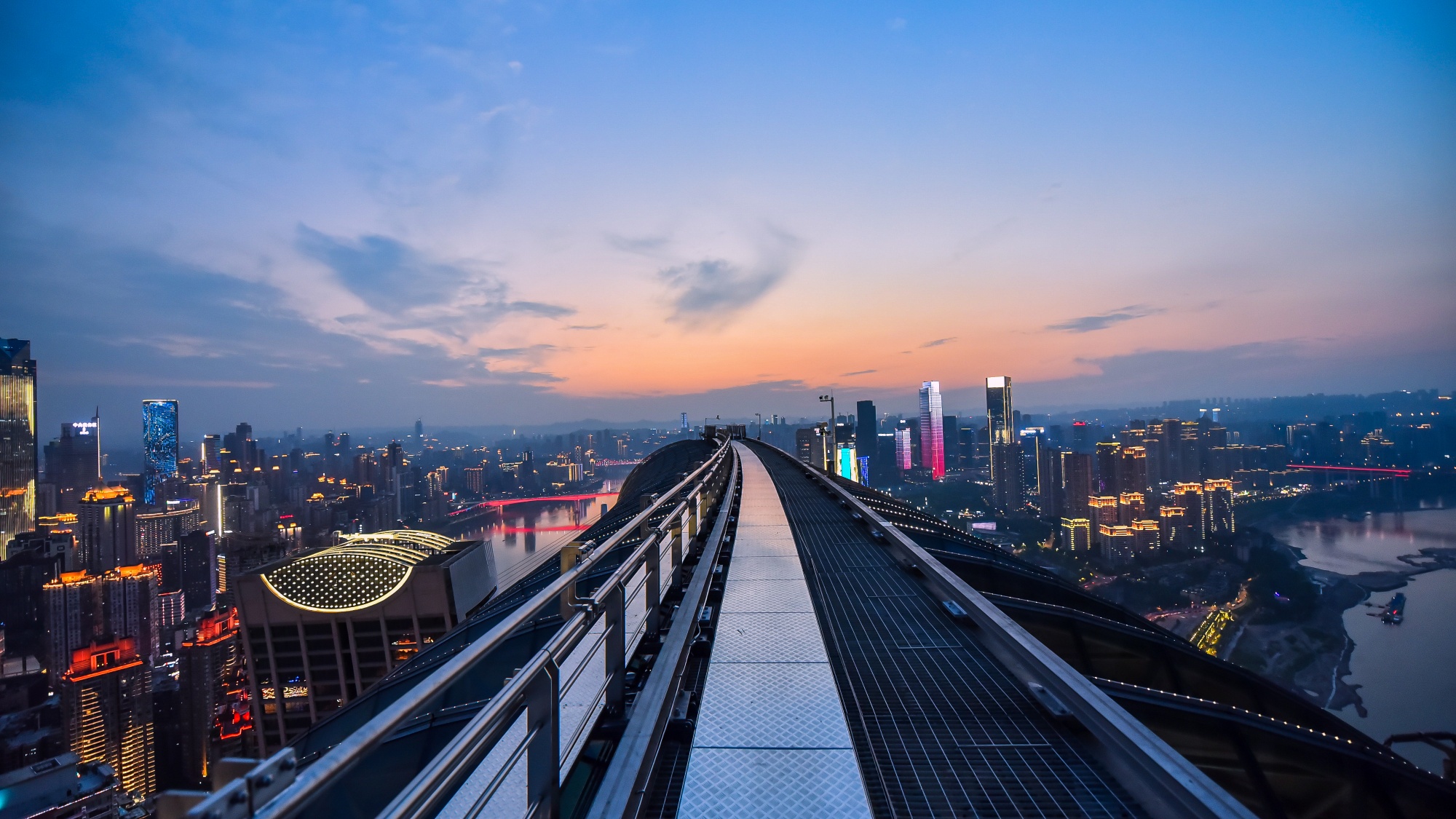 打造世界知名商圈重庆渝中区这么做