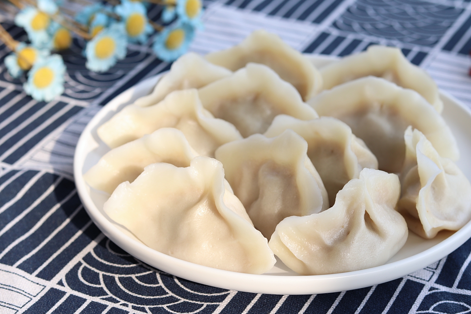 家常牛肉水饺, 鲜美可口味道太赞,一口一个停不下来|牛肉|水饺|饺子