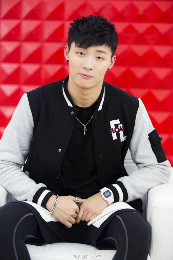 李杨璐再次锤孟美岐陈泽希也开始补刀