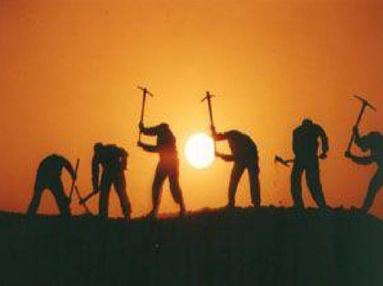 河南地勘35人10年耗资1.6亿,终发现31吨金矿,找金到底有多难?休闲区蓝鸢梦想 - Www.slyday.coM 河南地勘35人10年耗资1.6亿,终发现31吨金矿,找金到底有多难?休闲区蓝鸢梦想 - Www.slyday.coM