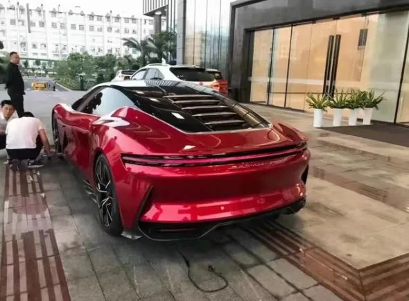 一个字：酷！比亚迪超跑惊现街头休闲区蓝鸢梦想 - Www.slyday.coM