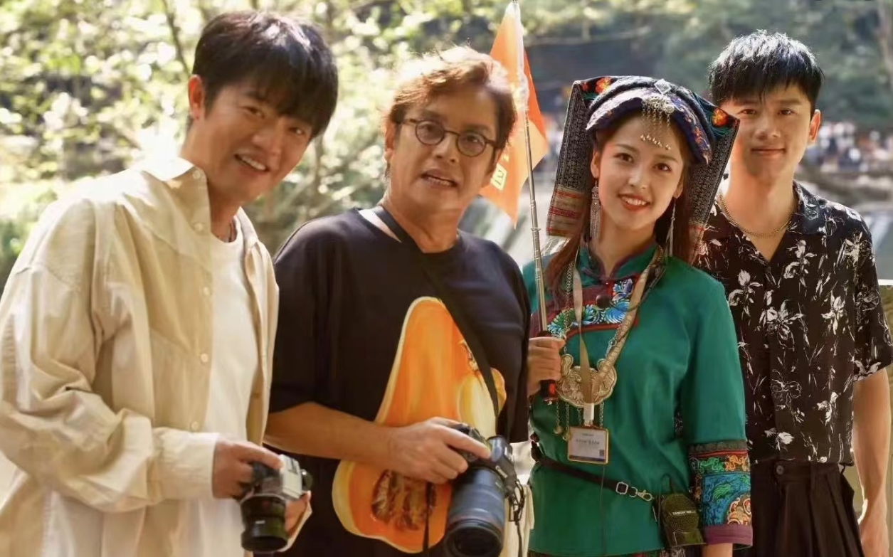 芒果综艺又天花板了时光音乐会开播受好评被6家央媒夸赞