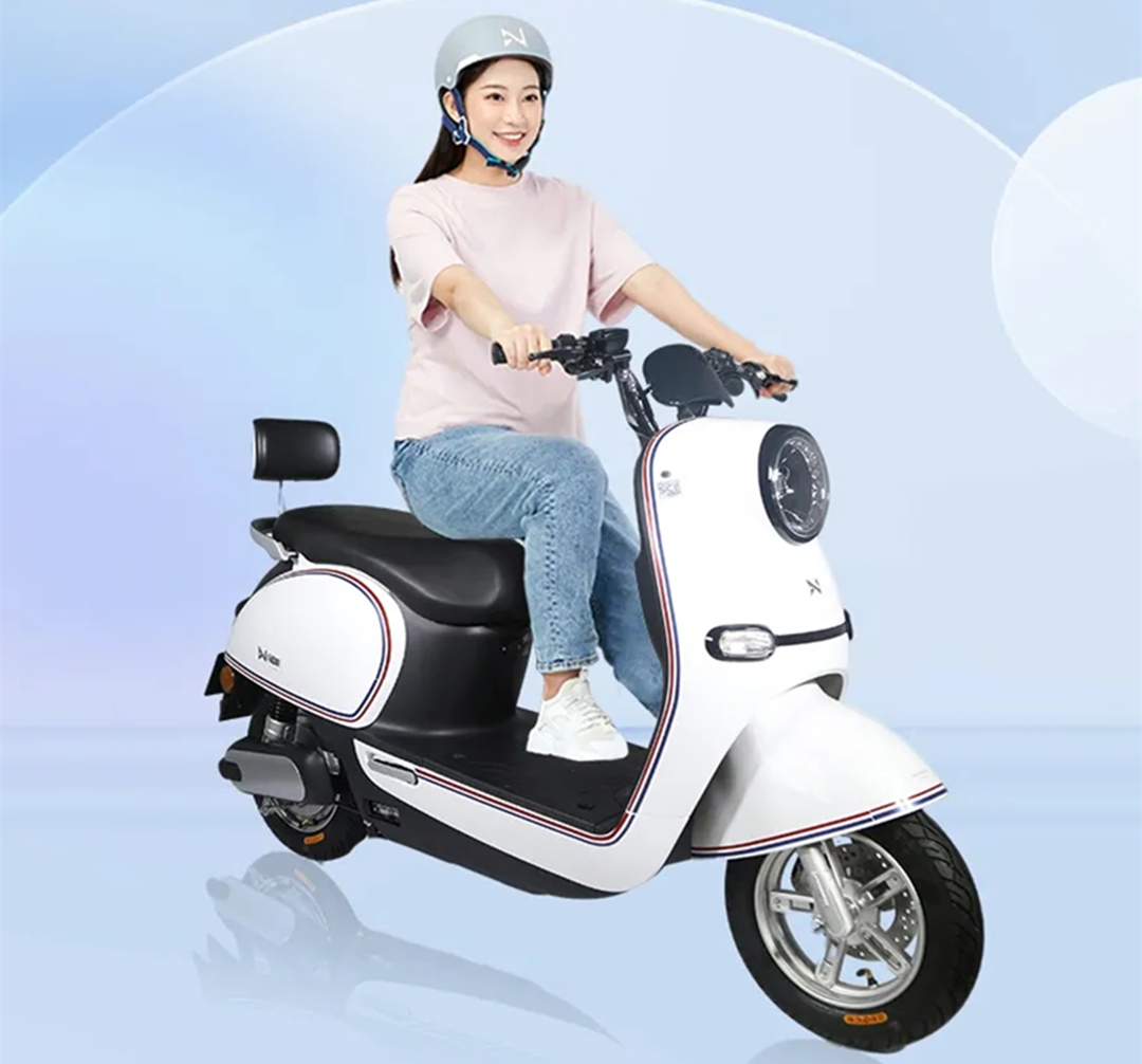 绿能欧兰m电动车评测搭载60v32ah电池续航100公里